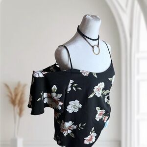 Kaileigh Floral Cold Shoulder Blouse Size M Strappy Back Boho Top